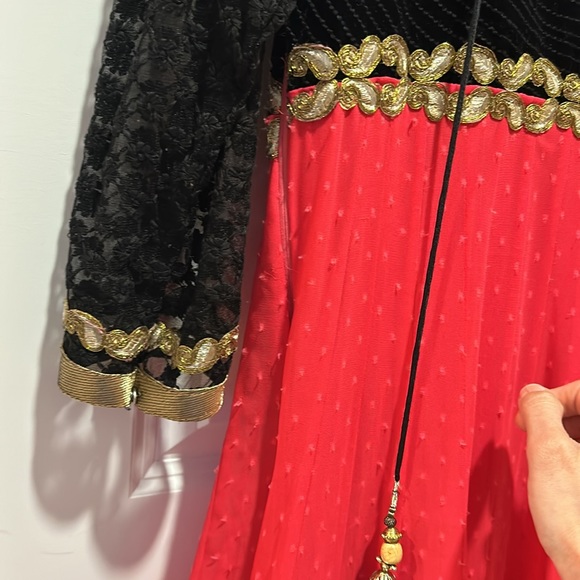 Black and hot pink  Anarkali with dupatta. - Picture 6 of 8